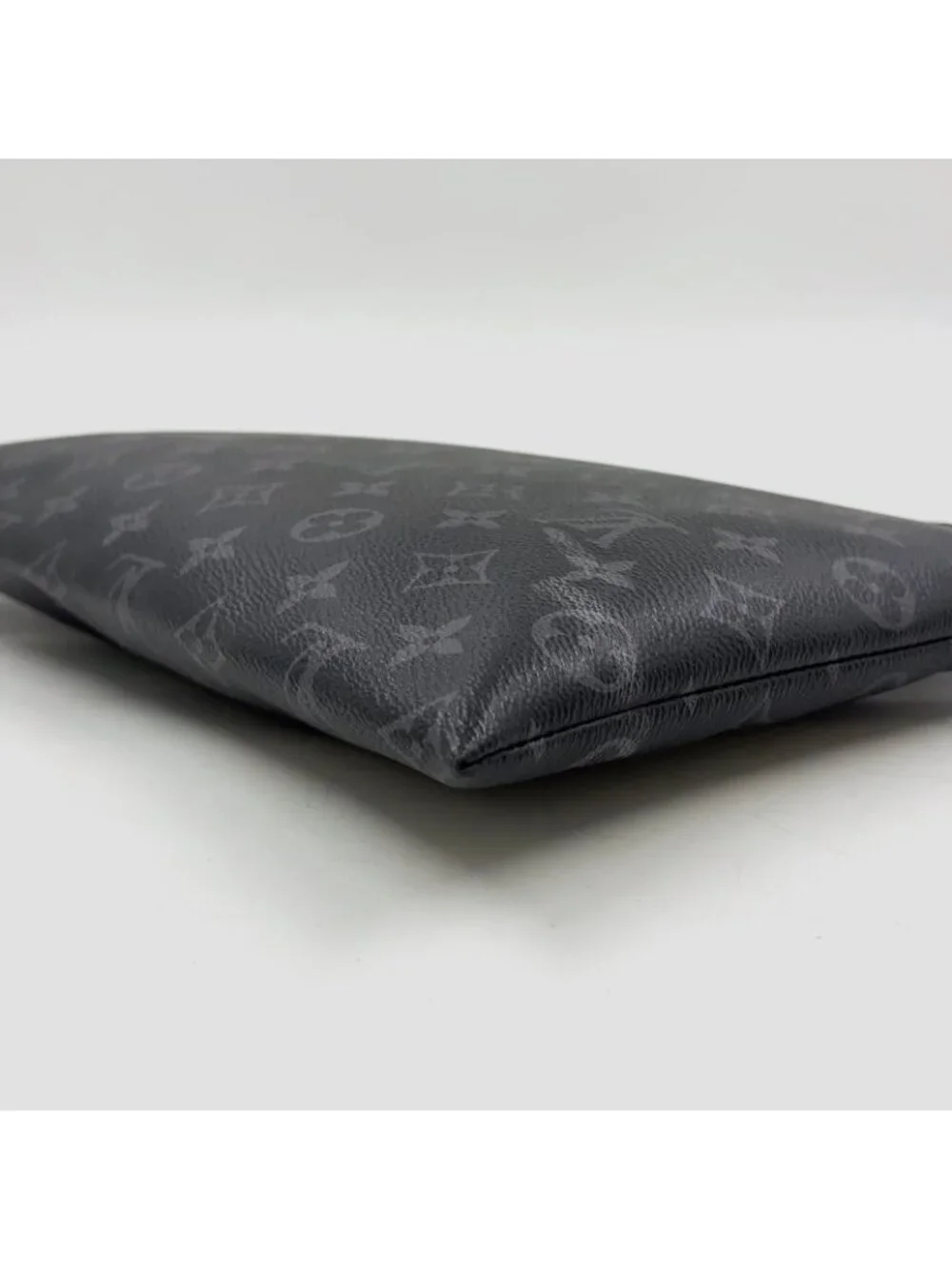 Louis Vuitton Pochette Discovery Monogram Eclipse Leather Black Clutch Silver
